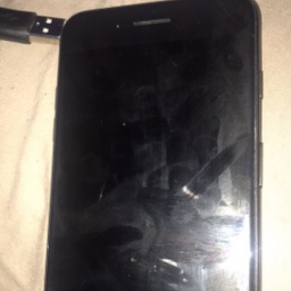 iPhone 7+ unlocked